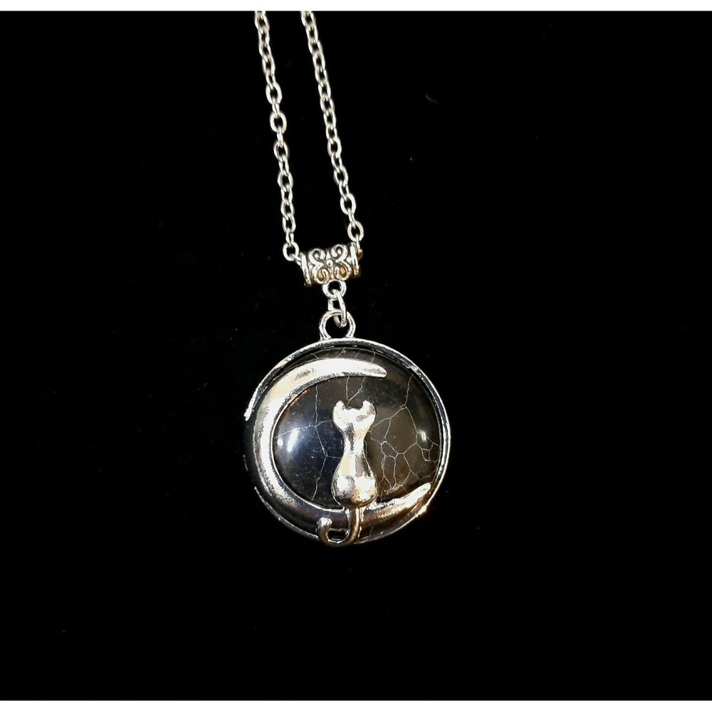 Cat Moon Veined Black Onyx Crystal Pendant Necklace